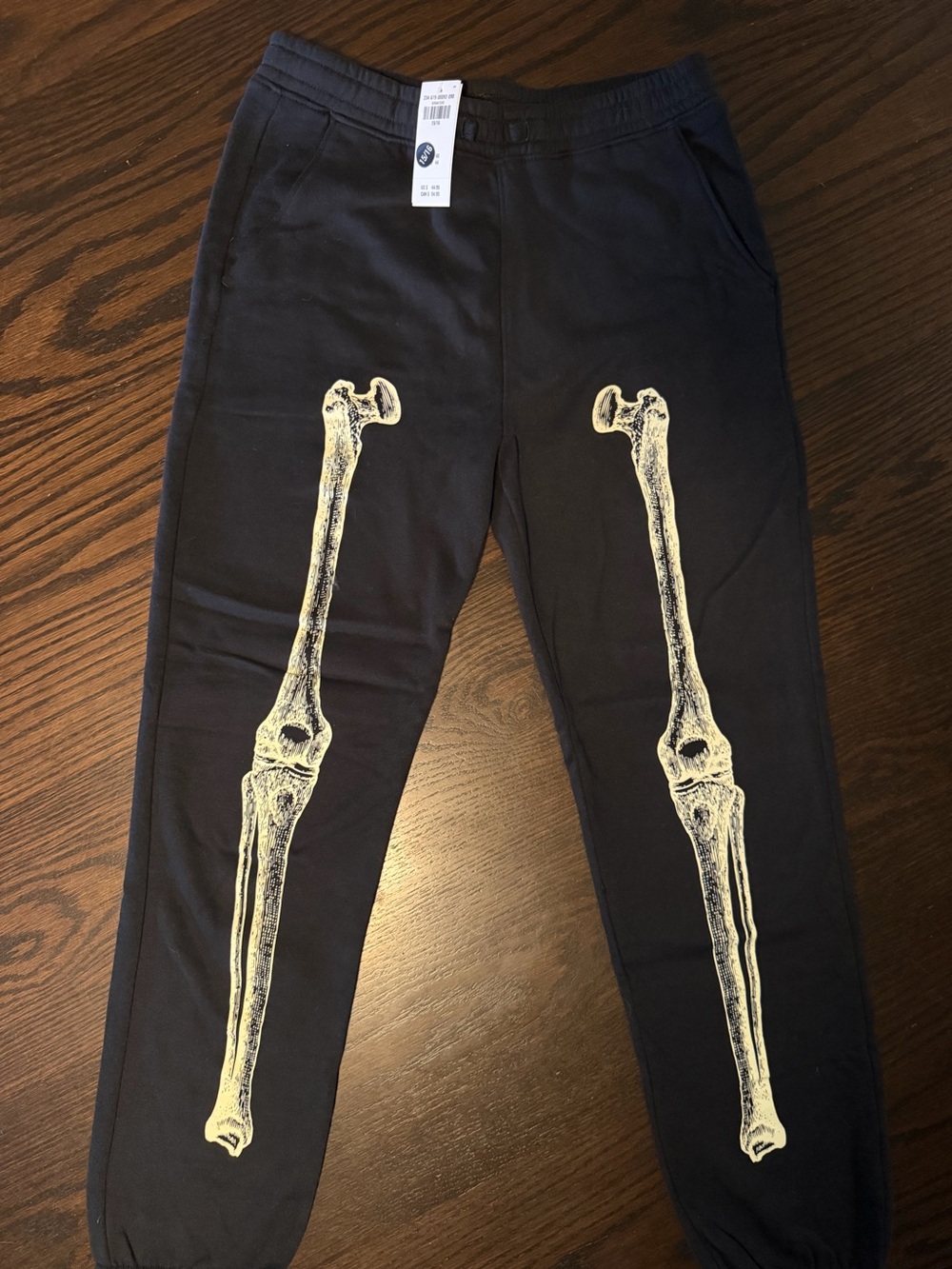 abercrombie kids Black Glow-In-The-Dark Skeleton Zip Hoodie and Joggers set. - Picture 3 of 6